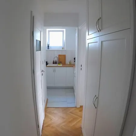 Sliska Location, High Standard Lejlighed *